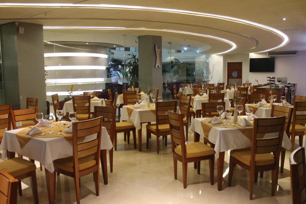 Hotel Atrium Plaza Barranquilla  Bagian luar foto