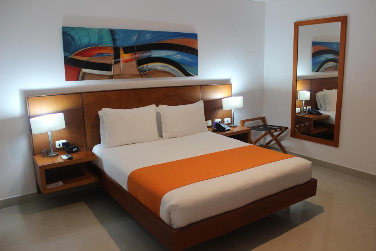 Hotel Atrium Plaza Barranquilla  Bagian luar foto