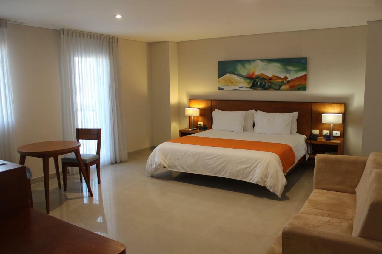 Hotel Atrium Plaza Barranquilla  Bagian luar foto